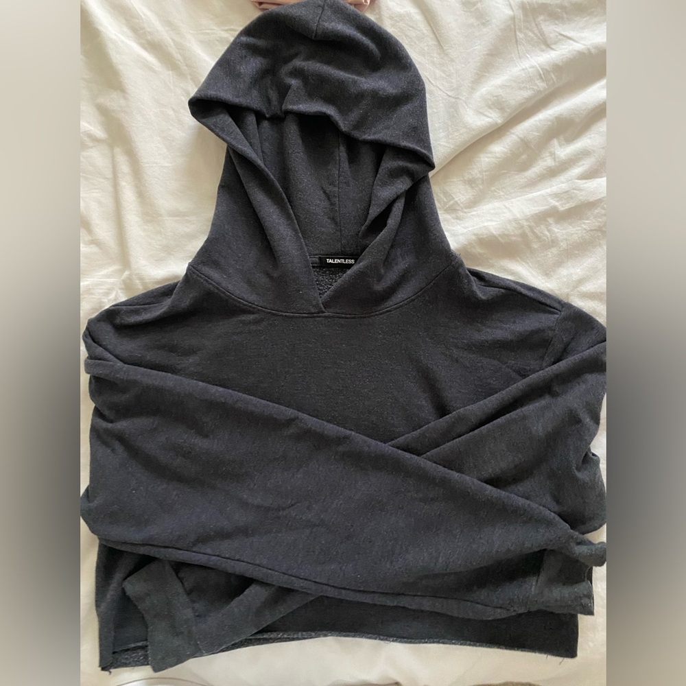 Talentless Cropped Sweatshirt